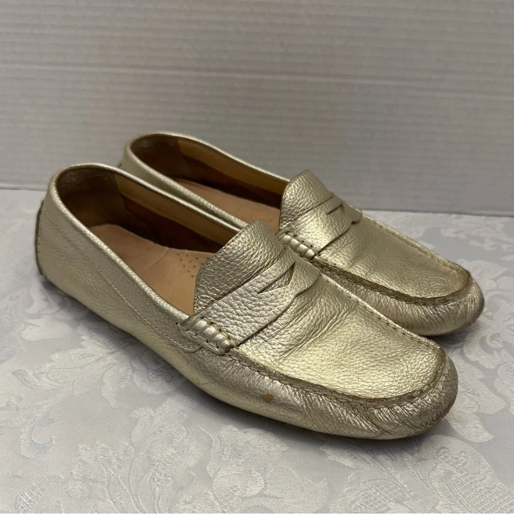 Cole Haan Size 9B Metallic Gold Leather Driving Loafer Penny Loafer Comfort Shoe